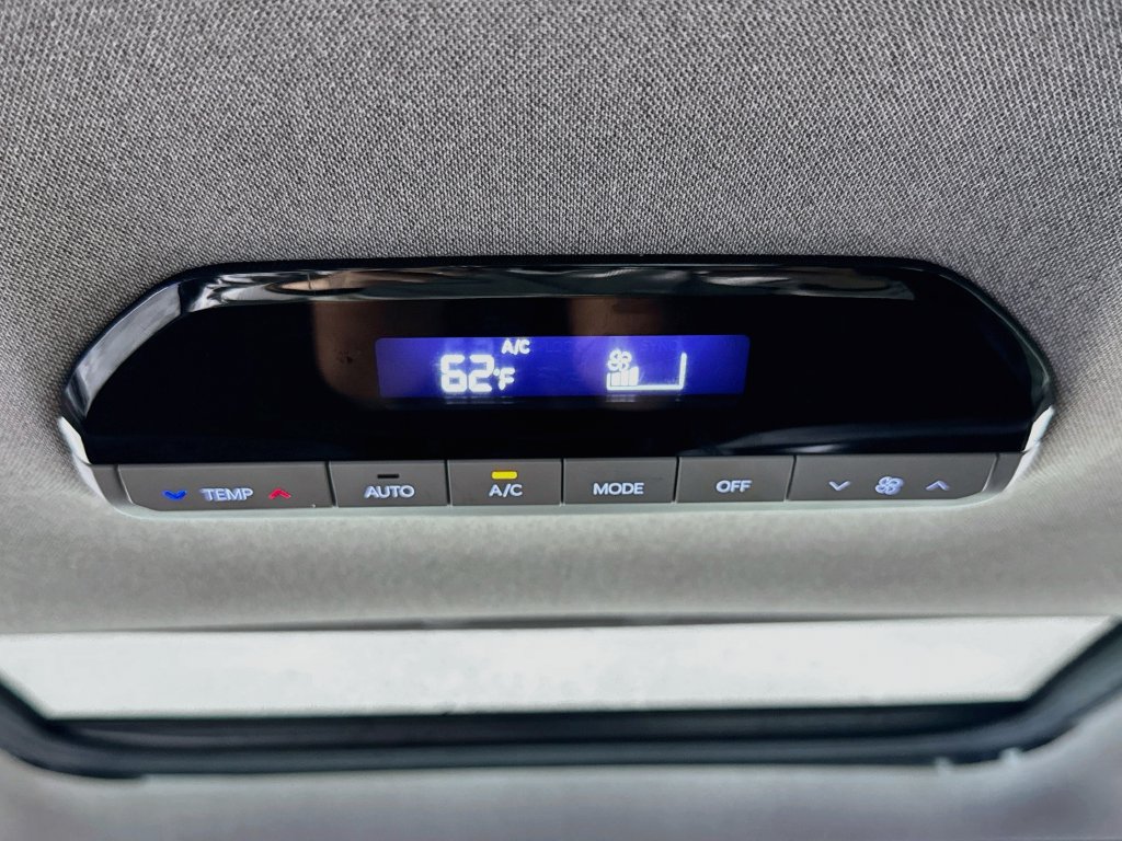 Used 2024 Kia EV9 Wind AWD/4WD image 26