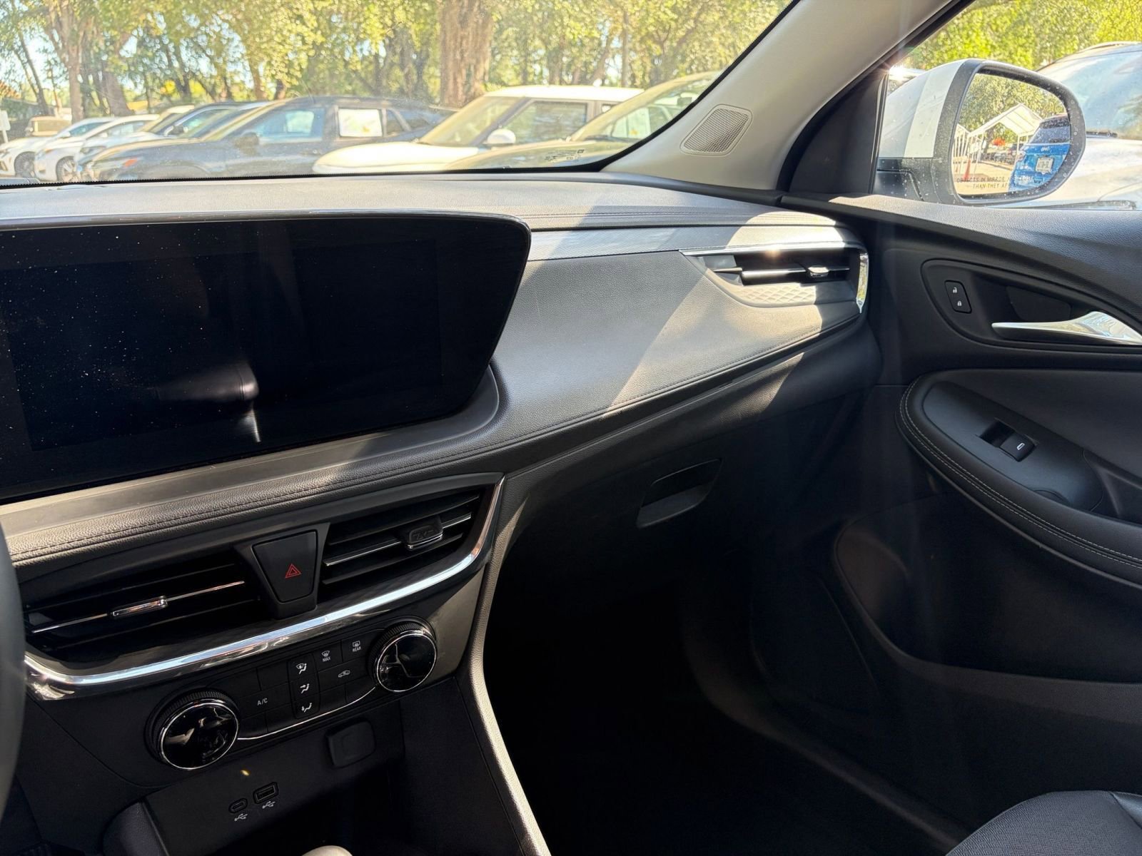 Used 2025 Buick Encore GX Preferred FWD image 34