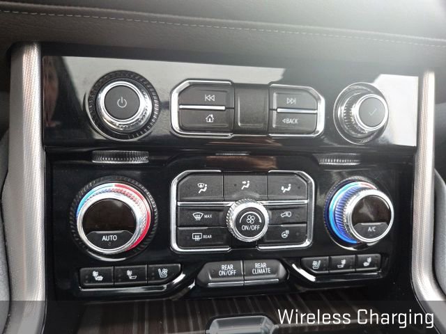 Used 2024 GMC Yukon XL Denali w/ Advanced Technology Package AWD/4WD image 42