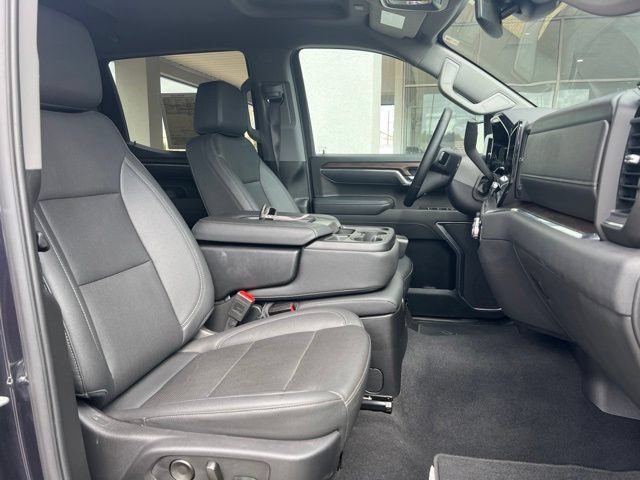 Used 2025 GMC Sierra 1500 SLT AWD/4WD image 16