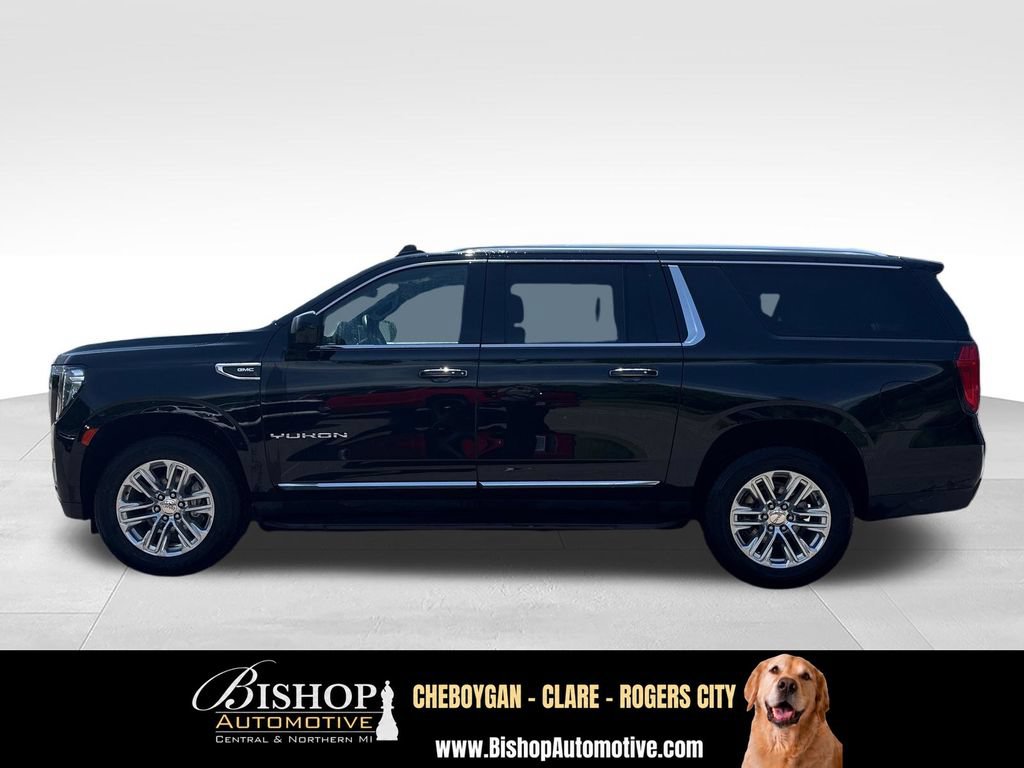 Used 2024 GMC Yukon XL SLT AWD/4WD image 9