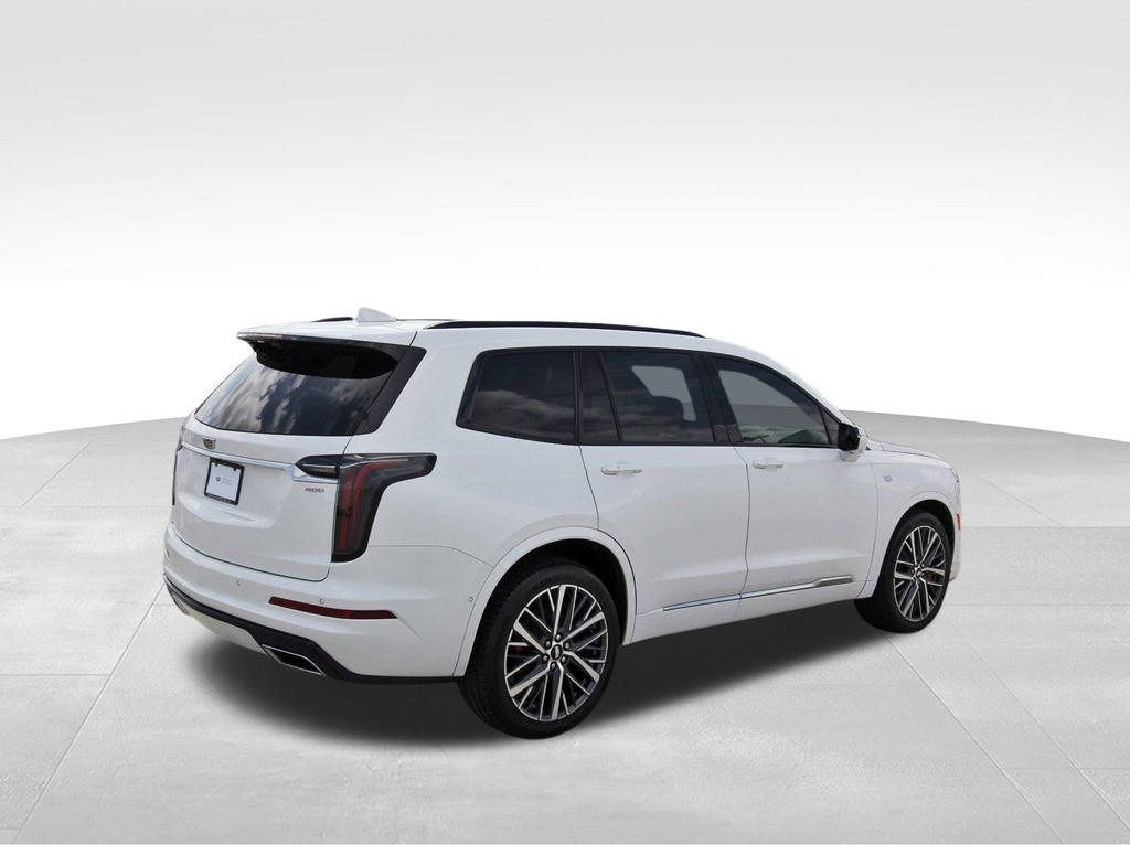 Certified 2023 Cadillac XT6 Sport w/ Technology Package image 4