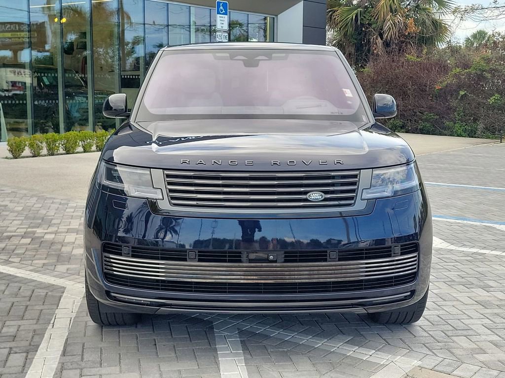 Certified 2023 Land Rover Range Rover SV AWD/4WD image 8