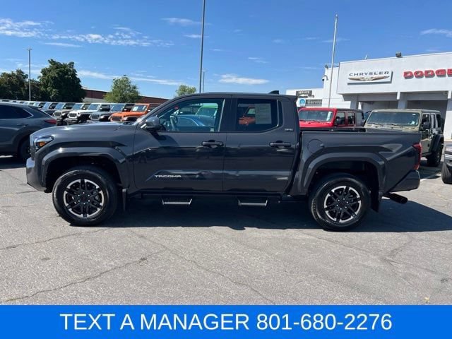 Used 2025 Toyota Tacoma SR5 AWD/4WD image 2