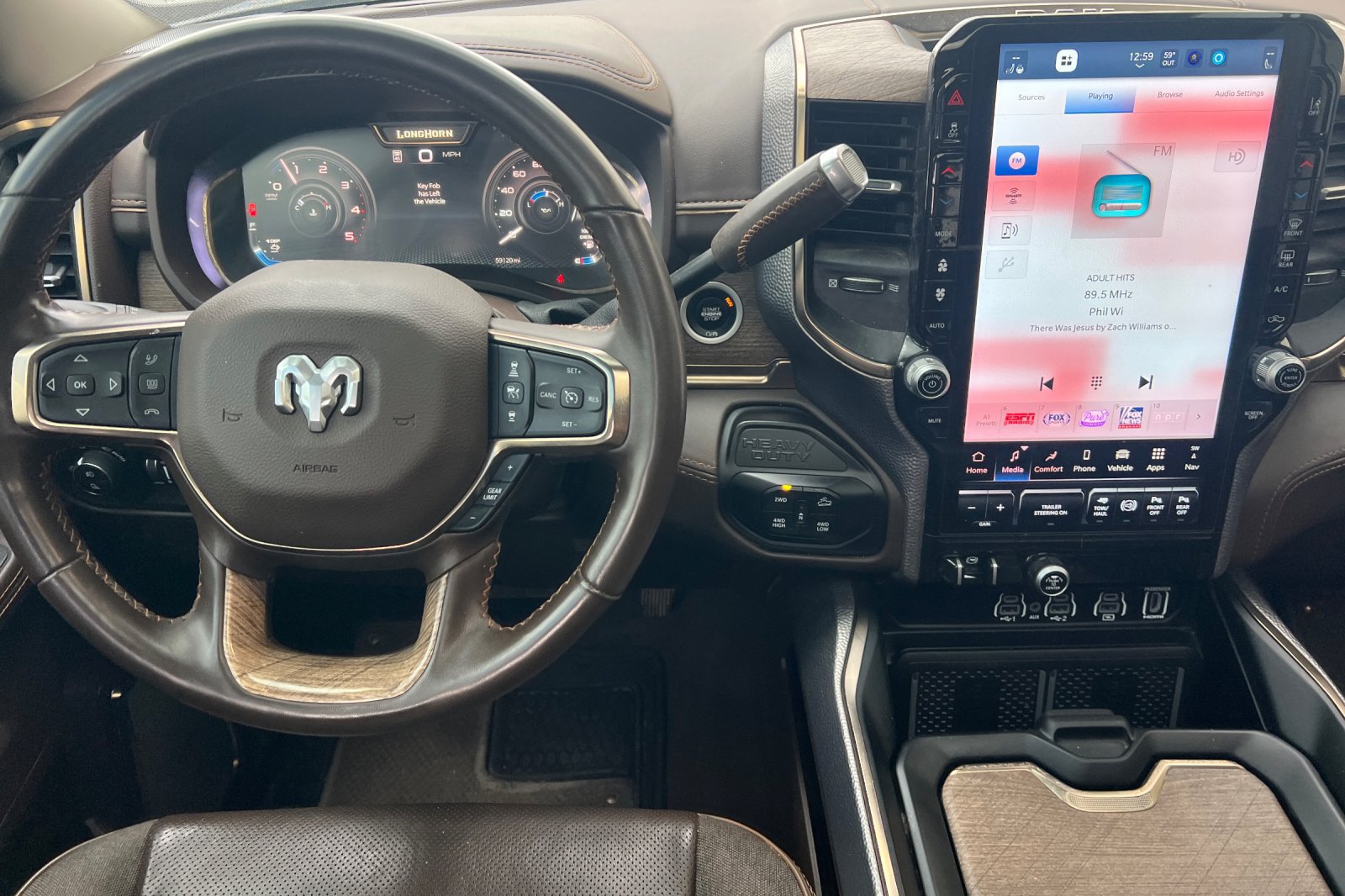 Used 2025 RAM 2500 Limited AWD/4WD image 18