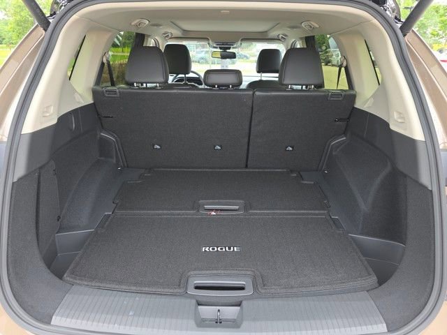 New 2025 Nissan Rogue SL w/ Tech Package image 24