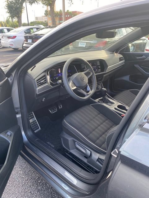 Used 2023 Volkswagen Jetta Sport FWD image 14