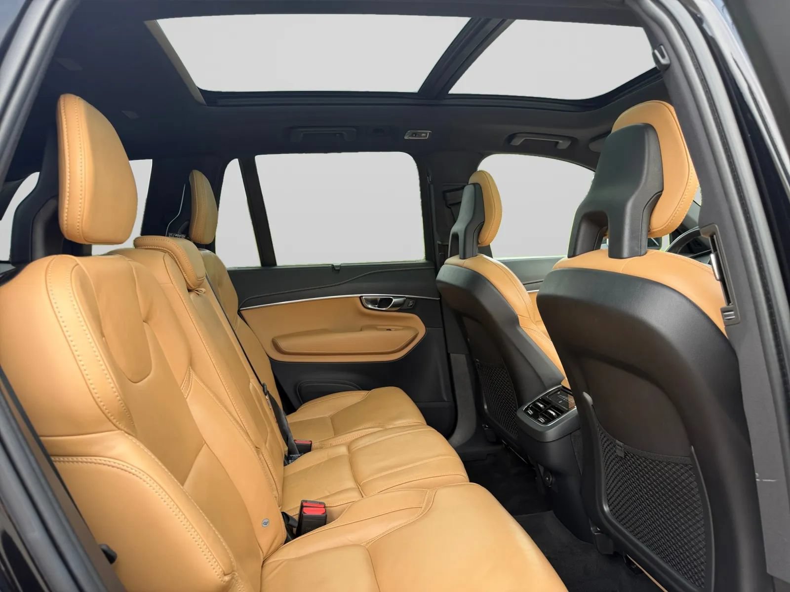 Used 2022 Volvo XC90 T6 Inscription w/ Advanced Package AWD/4WD image 31