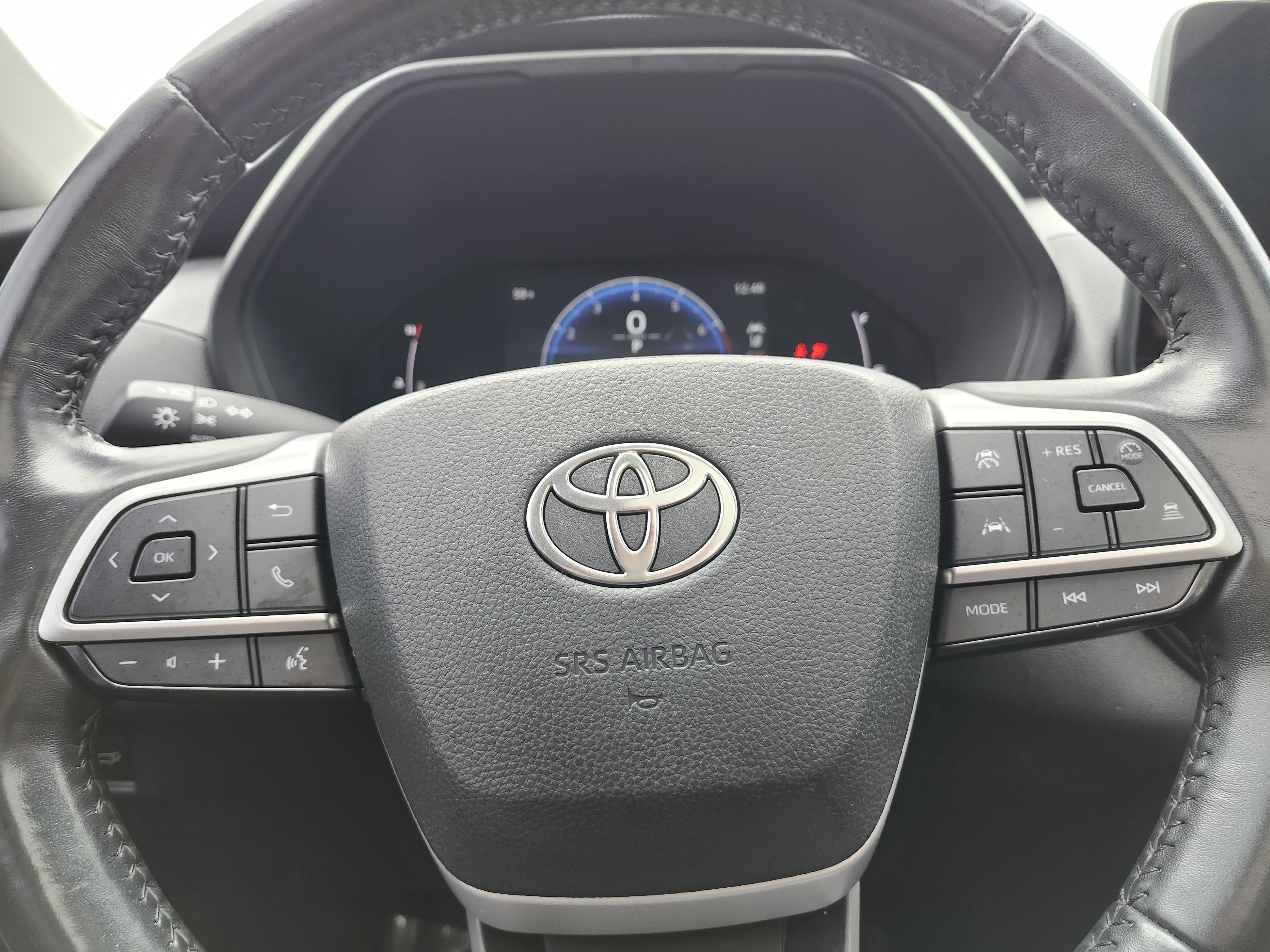 Used 2024 Toyota Grand Highlander Limited image 32