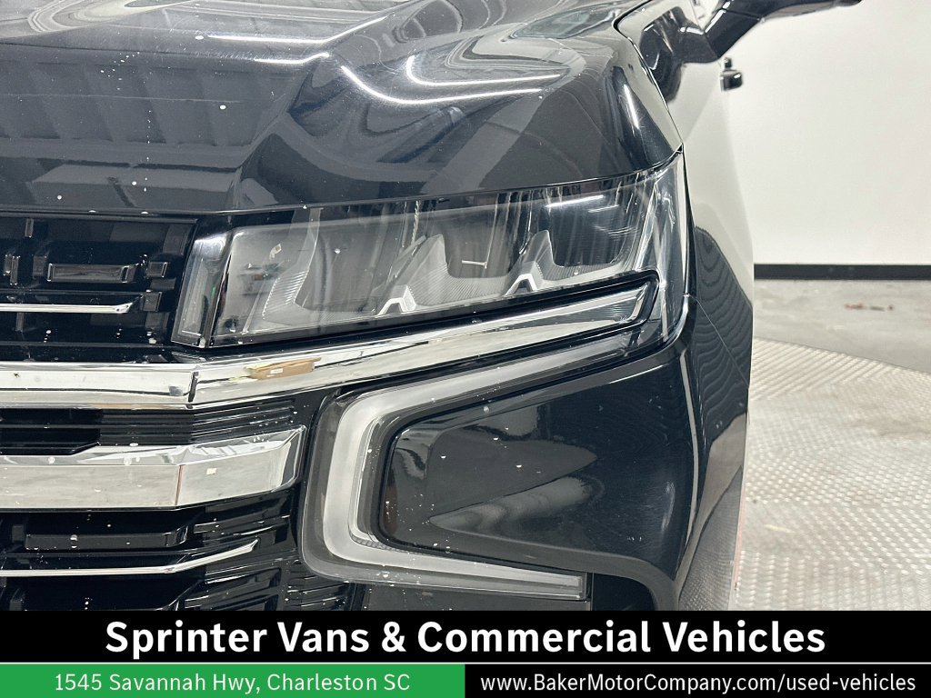 Used 2021 Chevrolet Suburban LT w/ Luxury Package RWD image 33