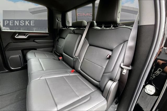 New 2026 GMC Sierra 2500 Denali w/ Technology Package AWD/4WD image 11