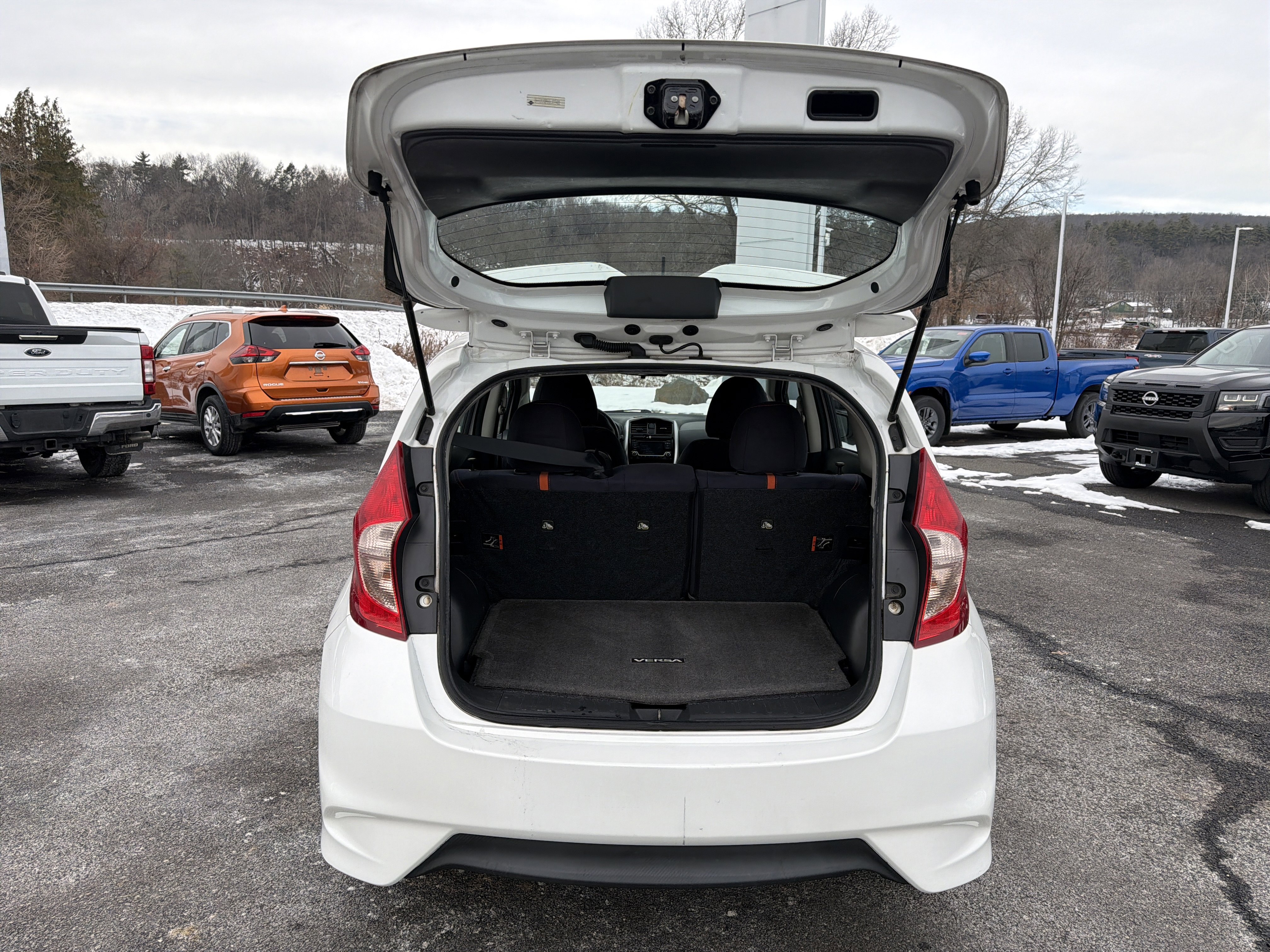 Used 2016 Nissan Versa Note SR image 30