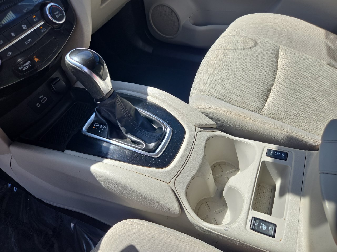 Used 2021 Nissan Rogue Sport SV FWD image 18