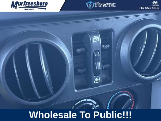 Used 2010 Jeep Wrangler Unlimited Sport AWD/4WD image 29