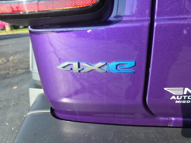 Used 2023 Jeep Wrangler Unlimited w/ Sun & Screen Package image 67