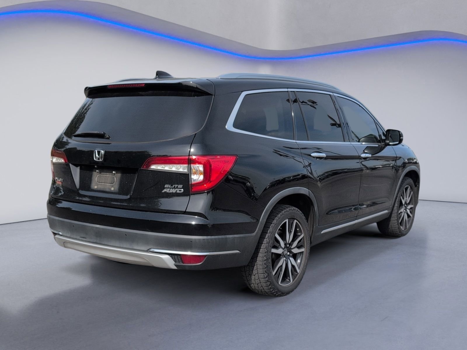 Used 2020 Honda Pilot Elite image 3