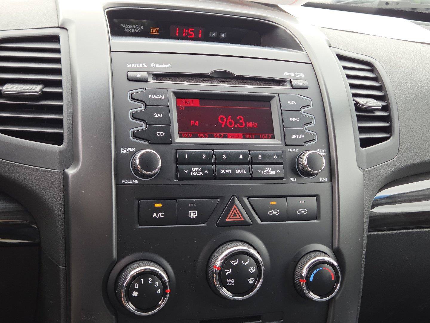 Used 2012 Kia Sorento FWD image 21
