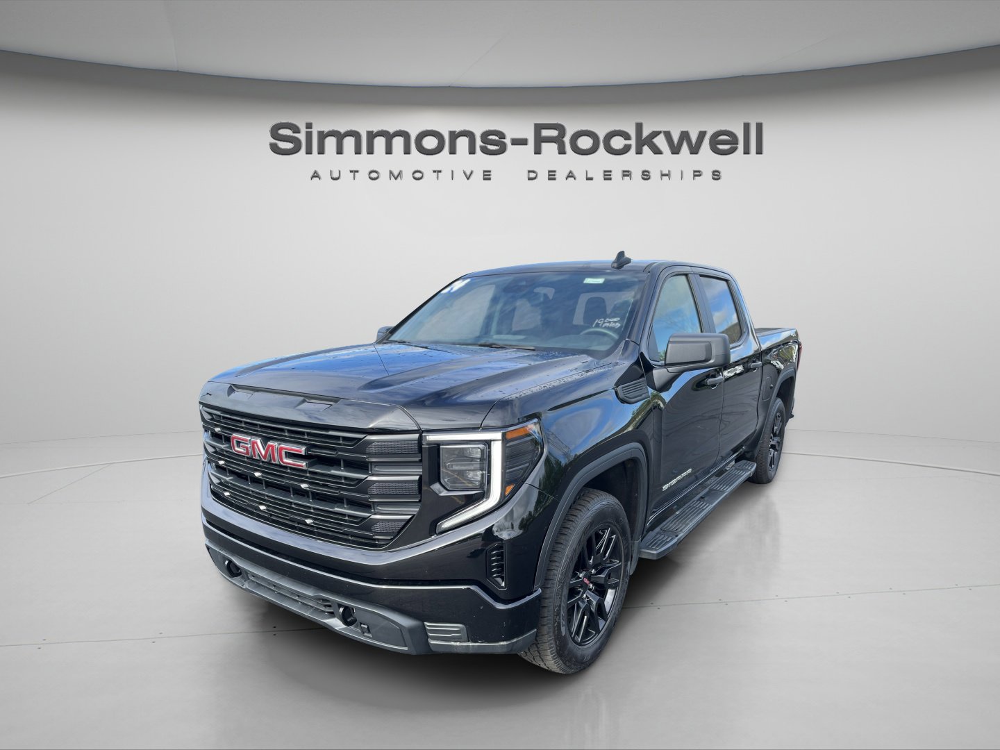 Used 2024 GMC Sierra 1500 Pro w/ Graphite Edition AWD/4WD image 1