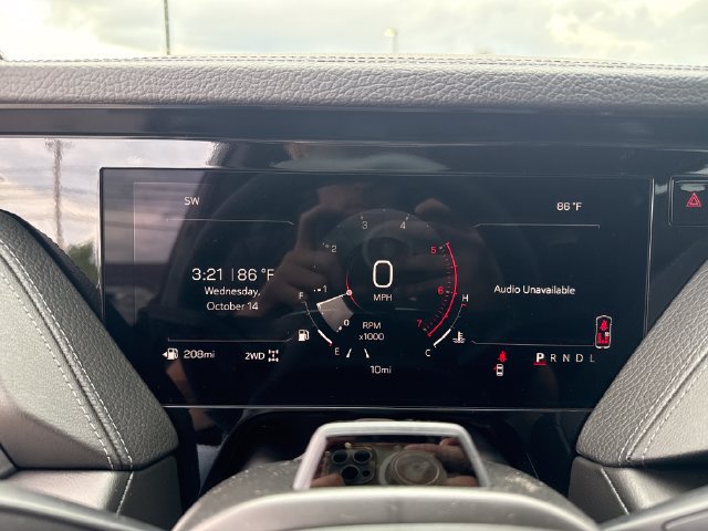 New 2026 GMC Yukon XL Denali w/ Denali Reserve Package AWD/4WD image 18