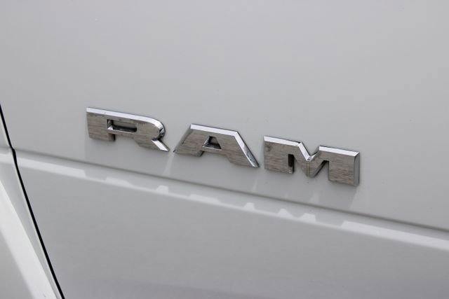 Used 2023 RAM 3500 Limited image 21