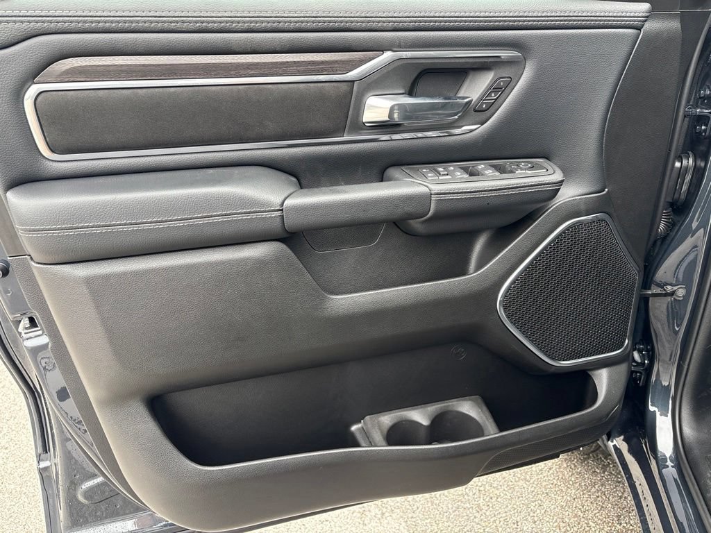 New 2027 RAM 1500 Laramie w/ Night Edition AWD/4WD image 10