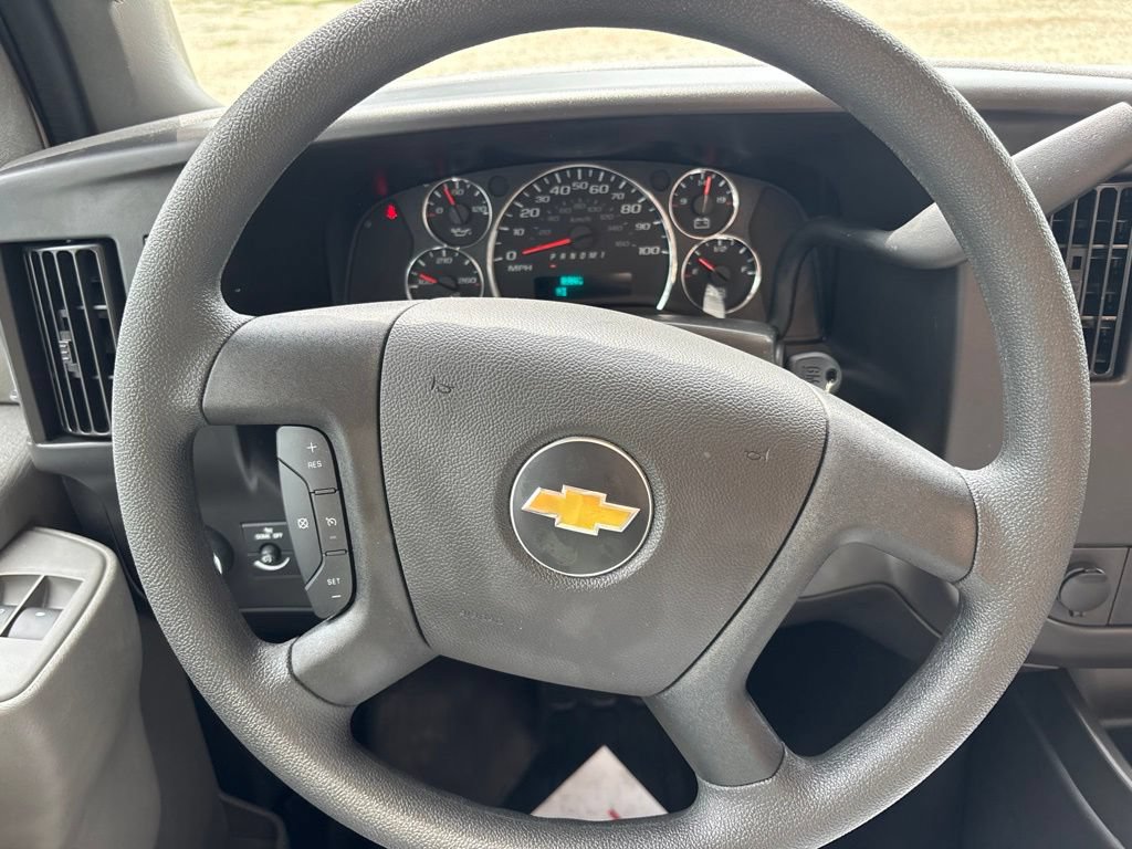 New 2026 Chevrolet Express 4500 w/ Power Convenience Package RWD image 7