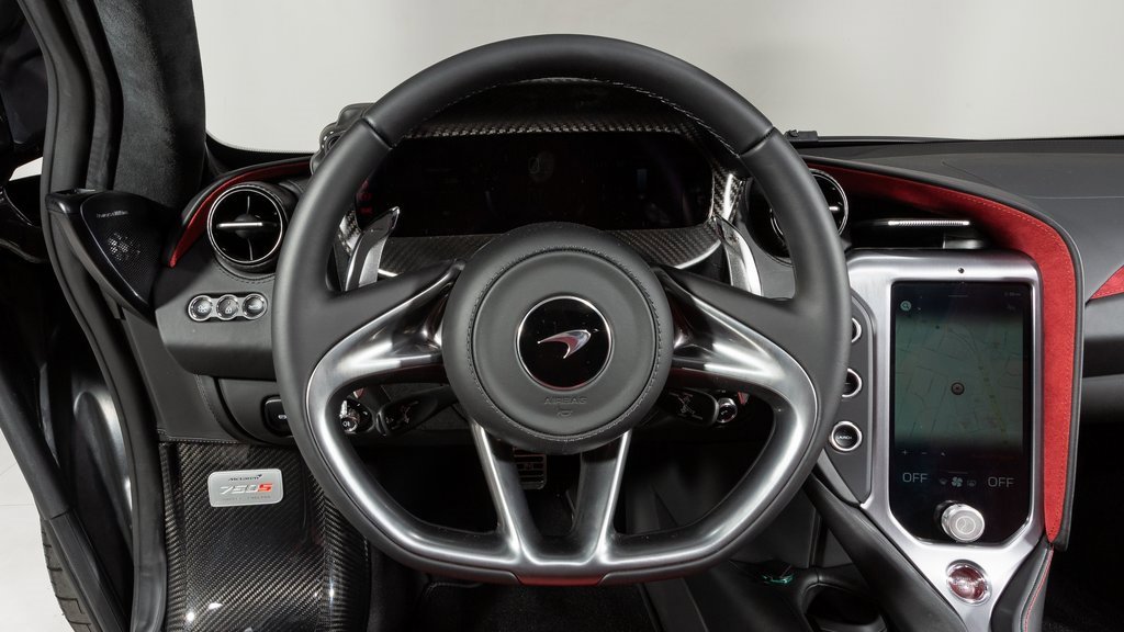 Used 2024 McLaren 750S Spider image 14
