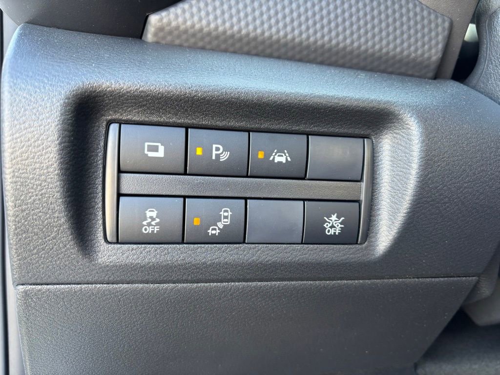 Used 2025 Nissan Kicks Play S image 21