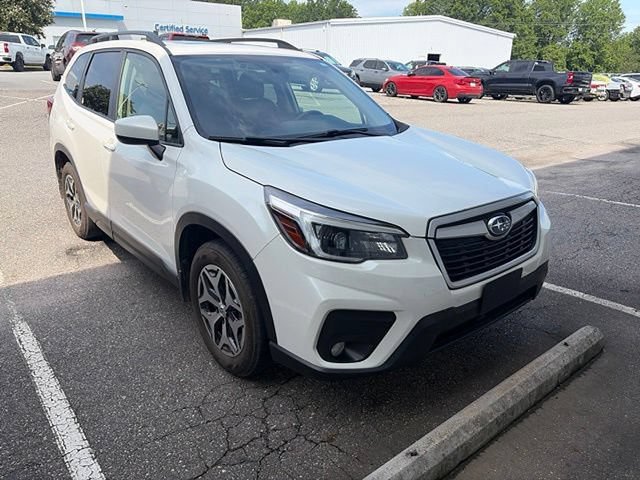 Used 2021 Subaru Forester Premium w/ Popular Package #1 AWD/4WD image 3