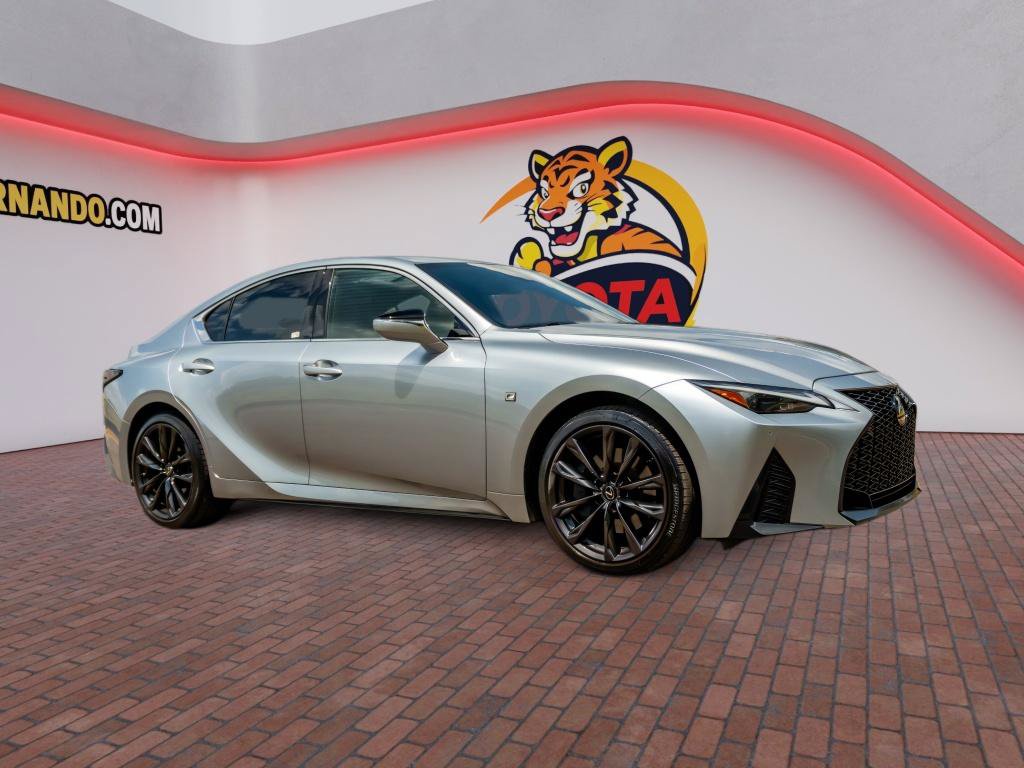 Used 2022 Lexus IS 350 F Sport AWD/4WD image 3
