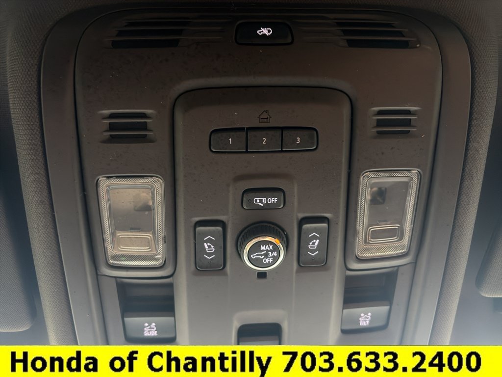 Used 2021 Cadillac Escalade ESV Sport AWD/4WD image 21