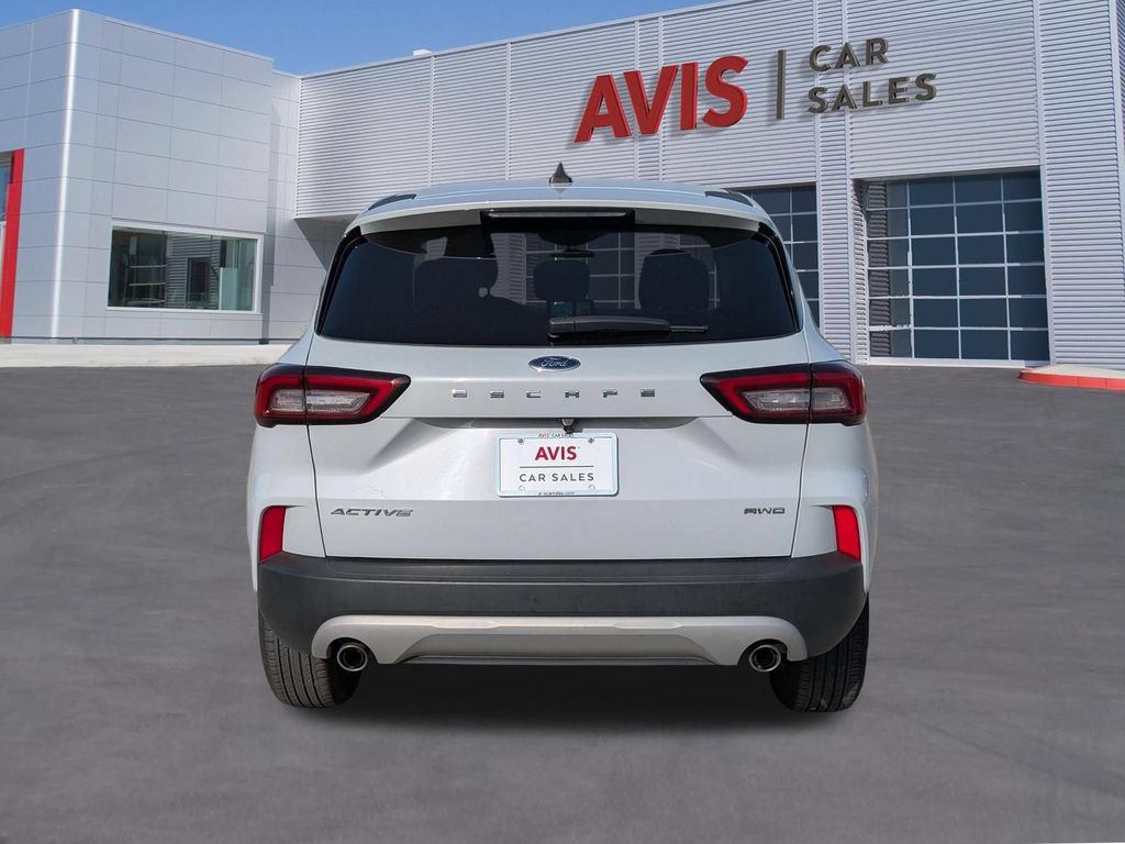 Used 2025 Ford Escape Active AWD/4WD image 15