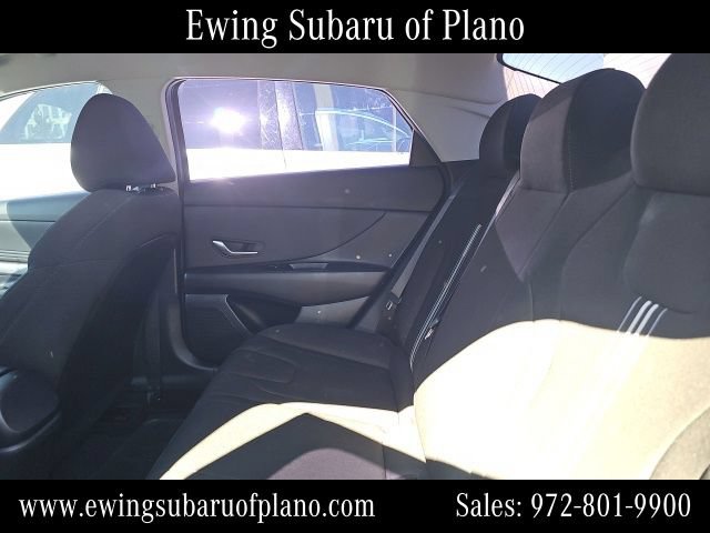 Used 2023 Hyundai Elantra SEL w/ Convenience Package FWD image 7