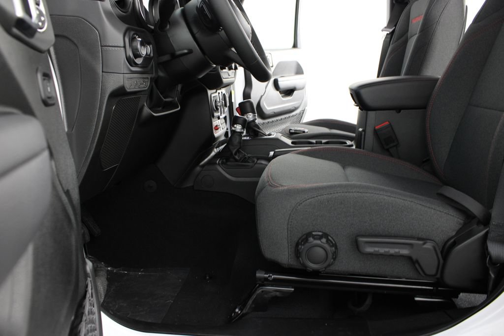 New 2026 Jeep Wrangler Unlimited Rubicon AWD/4WD image 15