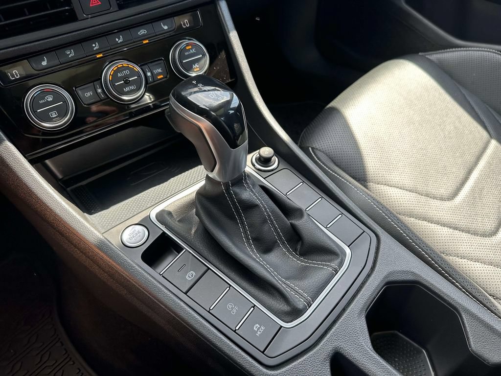 Used 2022 Volkswagen Jetta SEL FWD image 35