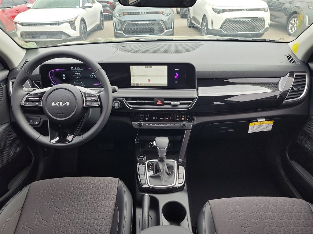 New 2026 Kia Seltos S image 17