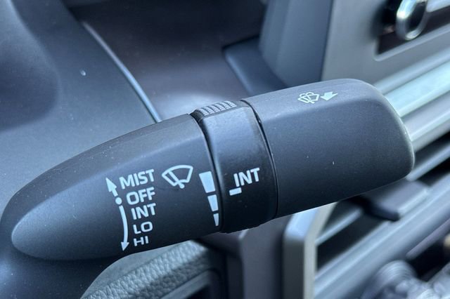 Used 2025 Toyota Tacoma SR5 image 39