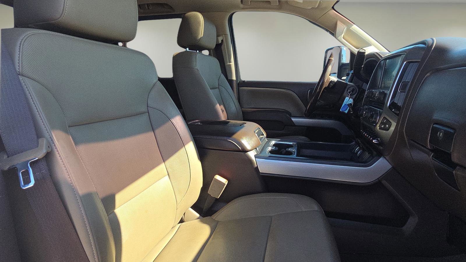 Used 2018 Chevrolet Silverado 2500 LTZ w/ Duramax Plus Package image 16