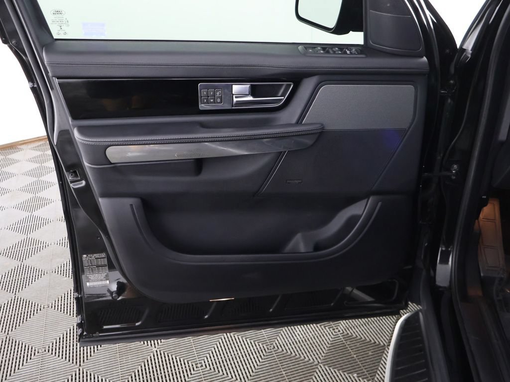 Used 2013 Land Rover Range Rover Sport GT Limited Edition w/ GT Limited Edition Pkg AWD/4WD image 22
