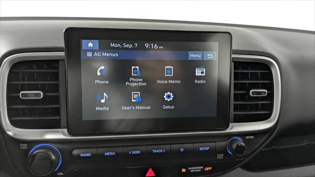 Used 2025 Hyundai Venue SEL FWD image 30
