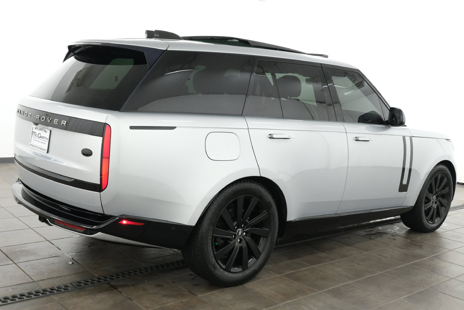 Used 2023 Land Rover Range Rover SE AWD/4WD image 5