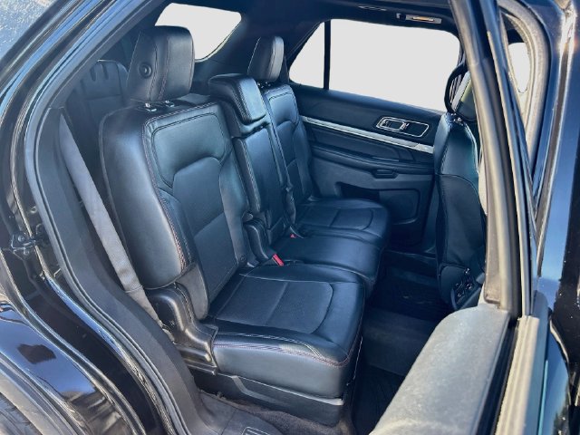 Used 2016 Ford Explorer Sport w/ Equipment Group 401A AWD/4WD image 38