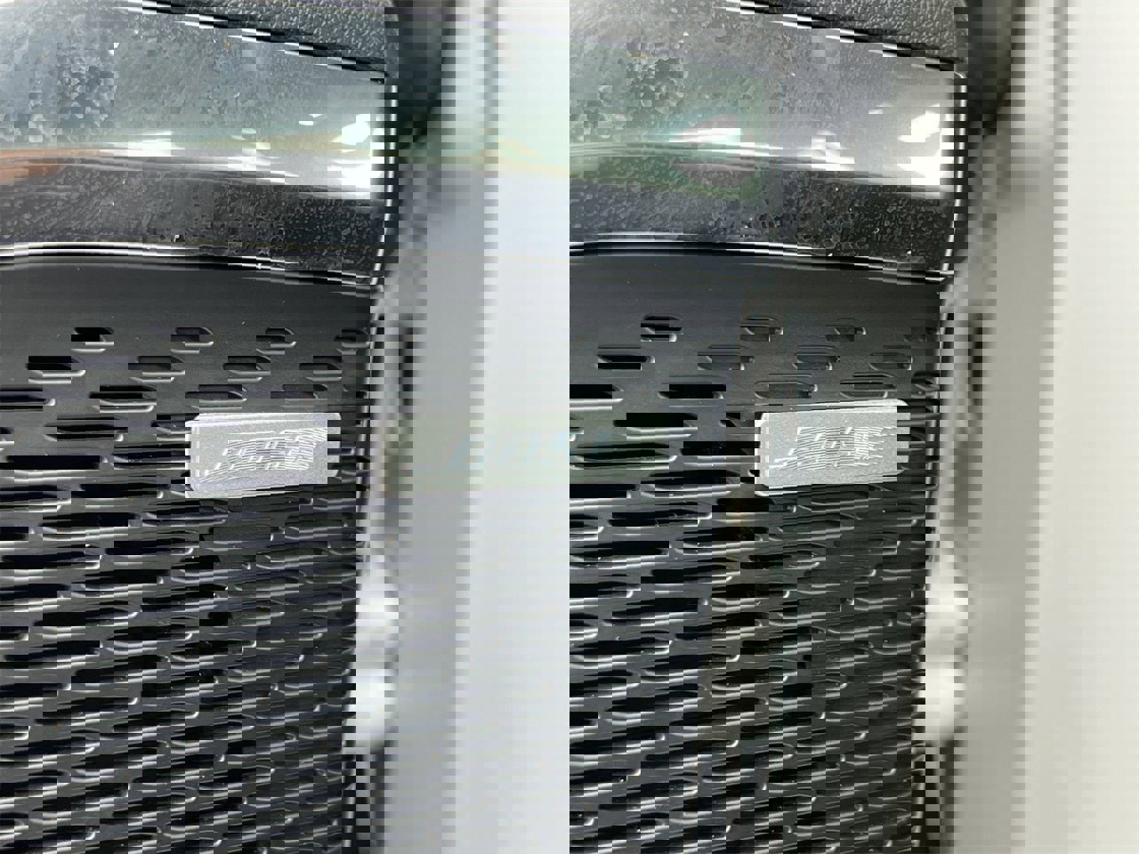 Used 2025 GMC Acadia Elevation image 22