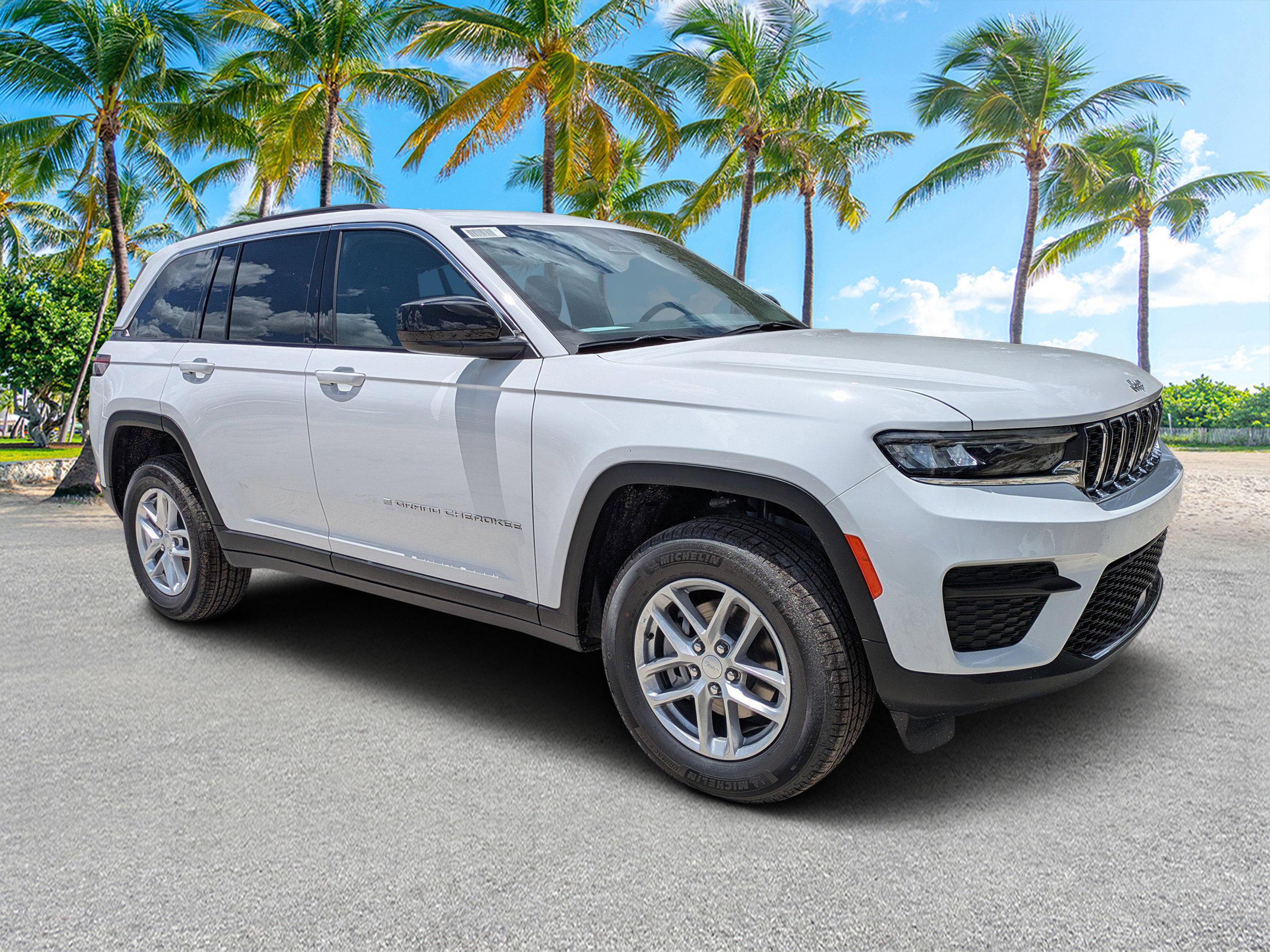 New 2026 Jeep Grand Cherokee Laredo X RWD video 1