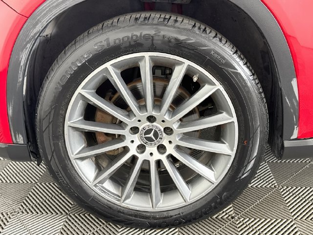Used 2018 Mercedes-Benz GLA 250 w/ Premium Package image 33