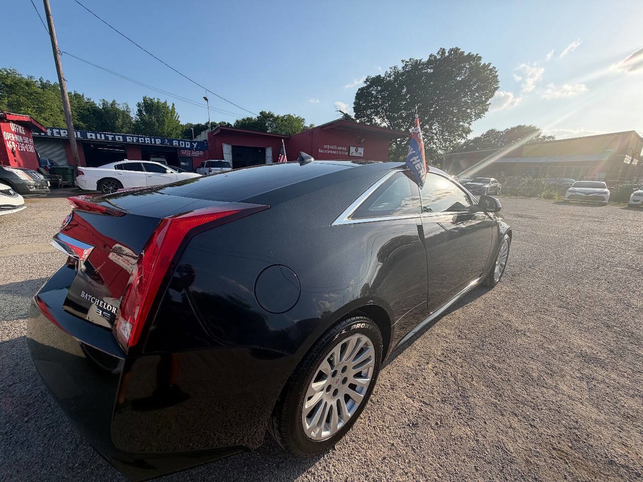 Used 2012 Cadillac CTS Coupe RWD image 6