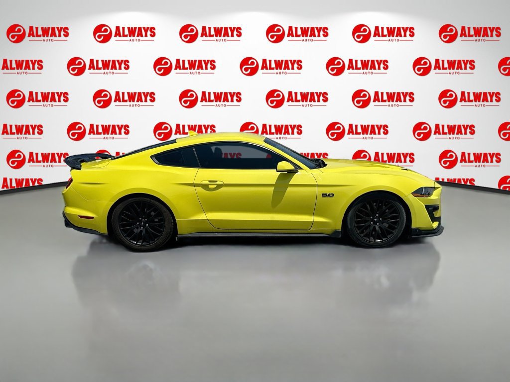 Used 2021 Ford Mustang GT Premium w/ GT Performance Package RWD image 4