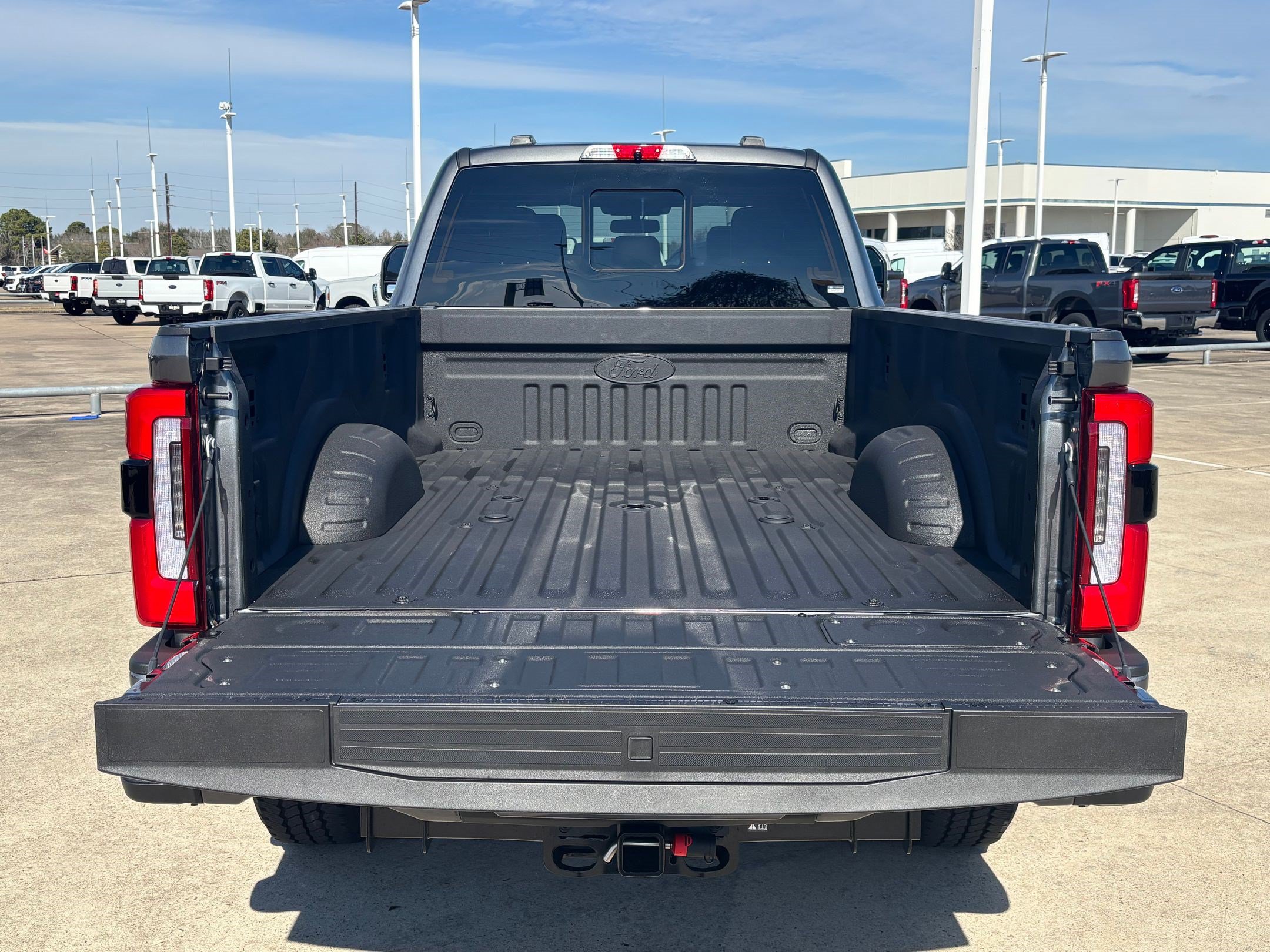 Used 2026 Ford F350 Platinum AWD/4WD image 31