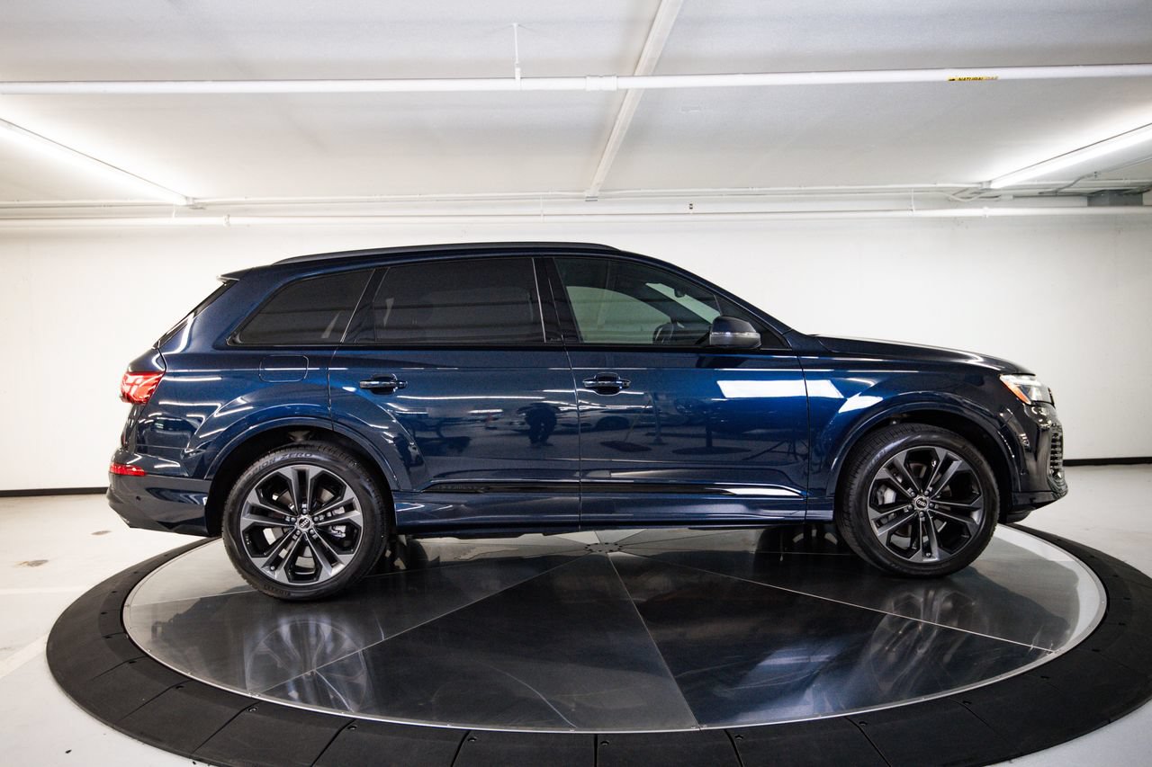 Used 2025 Audi Q7 3.0T Premium Plus w/ Premium Plus Package AWD/4WD image 8