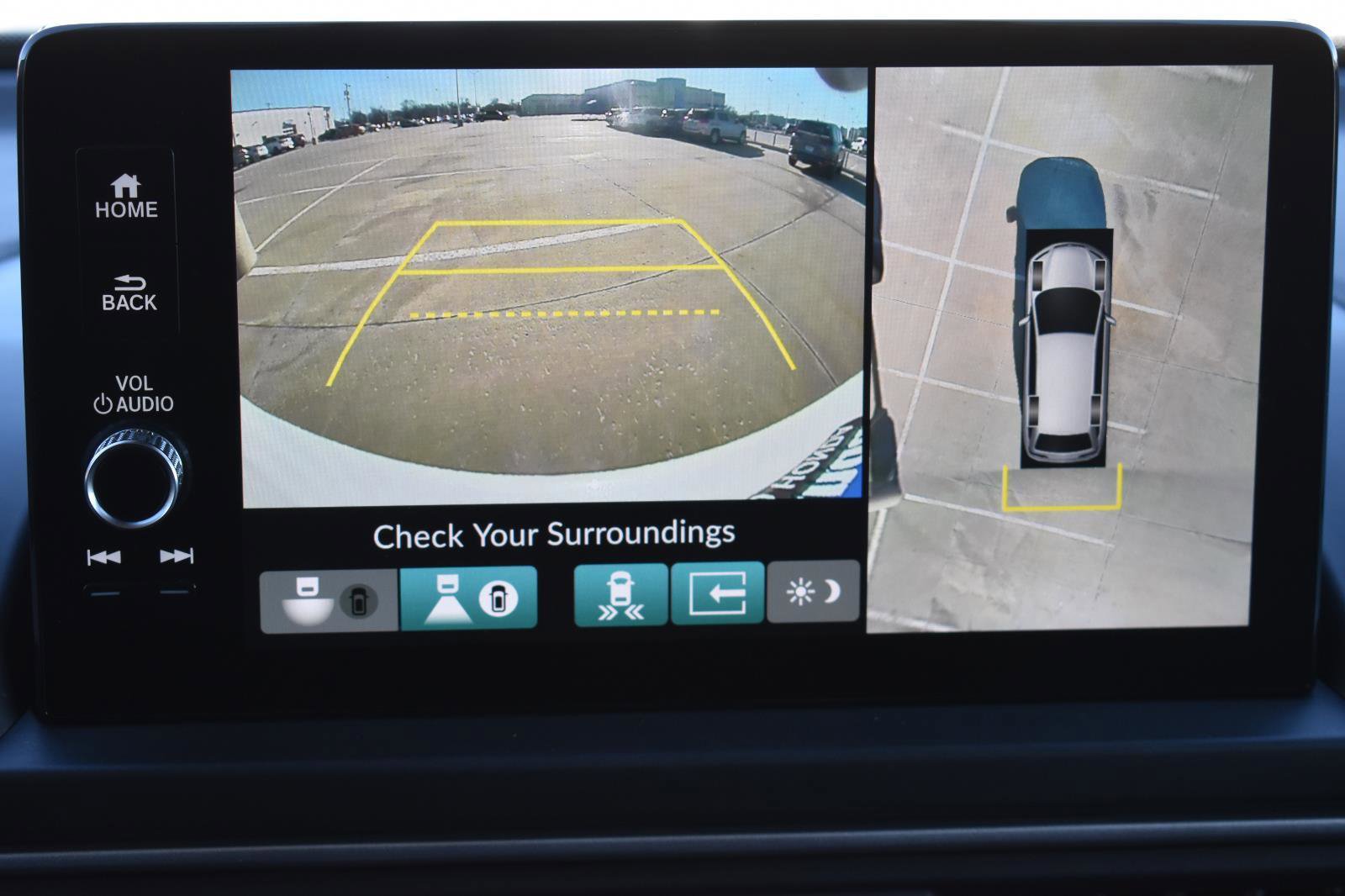 Used 2025 Honda Pilot Elite image 12